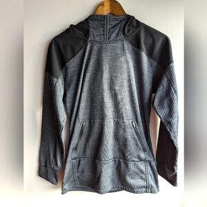 The North Face Mountain Athletics Dynamix Gray/Black Pullover Hoodie Women's Med